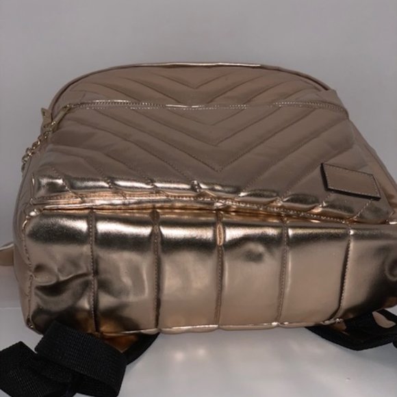 Metallic Blush Backpack - Picture 5 of 6